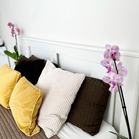Cozy Modren Apartment On Malvarrosa Beach Valencia Bagian luar foto