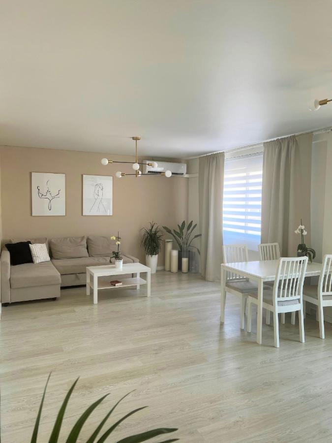 Cozy Modren Apartment On Malvarrosa Beach Valencia Bagian luar foto