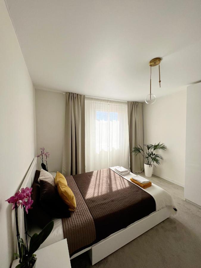 Cozy Modren Apartment On Malvarrosa Beach Valencia Bagian luar foto